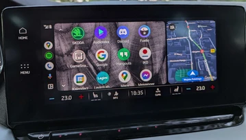 Google opublikowało Android Auto 13. Lista zmian jak zwykle pusta