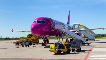 Reklamacje w Wizz Air z zarzutami od UOKiK - "Nikt nie odpowiada, nikt nie odbiera"