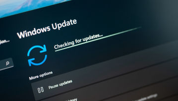 Microsoft spowolni aplikację Windowsa 10. Chcą żebyś się przesiadł