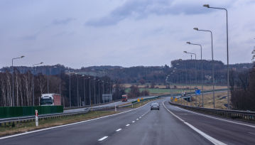 Wracają opłaty za autostrady - jak płacić bez kolejki na bramkach?