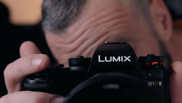 Oto nowy aparat Lumix. Ten sprzęt zachwyci nie tylko profesjonalistów - co oferuje?