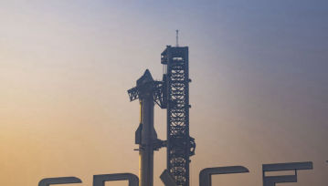 Starship rozpadł się przy lądowaniu. SpaceX z dużymi problemami