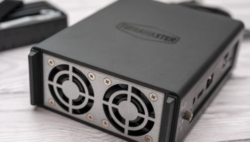 Recenzja NAS-a Terramaster F8 SSD Plus. Zaskakująco mały i niesamowicie cichy