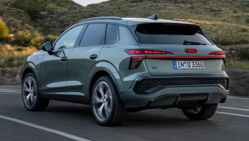Audi pozbyło się dźwigni kierunkowskazów. Ale jest lepiej niż w Tesli