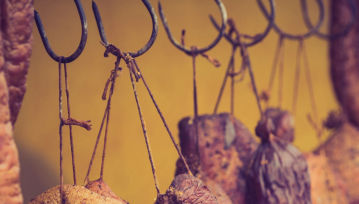 Prehistoryczna kuchnia. Nasi przodkowie robili to już 2 mln lat temu