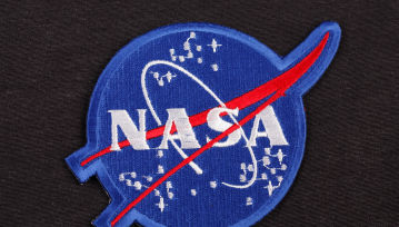 NASA w ogniu krytyki. Masowe protesty przed siedzibą