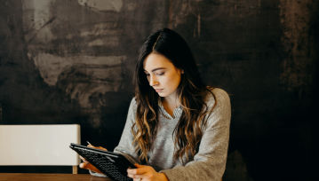 iPad kontra reszta świata: Najlepsze tablety do 2000 zł