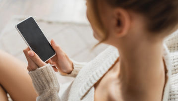 Internet do 100 GB w telefonie? Oto oferty dla Ciebie