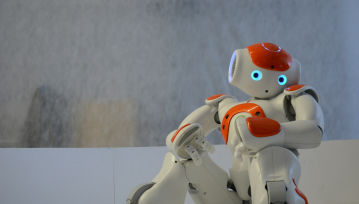 Ten czujnik naprawia się sam. Może trafić do robotów i medycyny