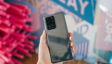 Samsung zrobił niespodziankę. Popularny smartfon z niespodziewaną aktualizacją