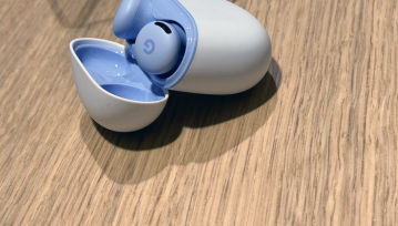 Google Pixel Buds 2a. Budżetowe słuchawki z funkcjami premium