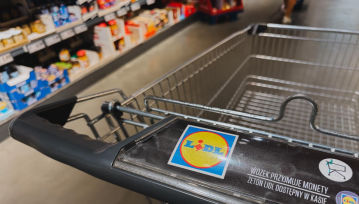 Lidl i Biedronka robią cię w bambuko. Takie stosują na tobie triki
