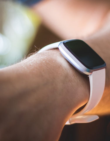 Recenzja Fitbit Versa Lite wietny zegarek ale za drogi