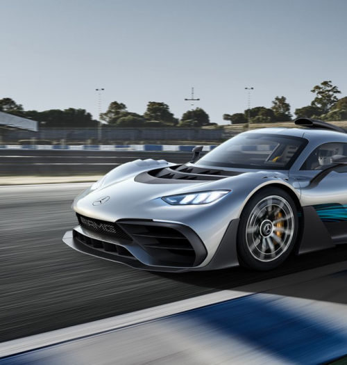 Mercedes-AMG Project One - potwór na czterech kołach. Pod maską tysiąc koni...