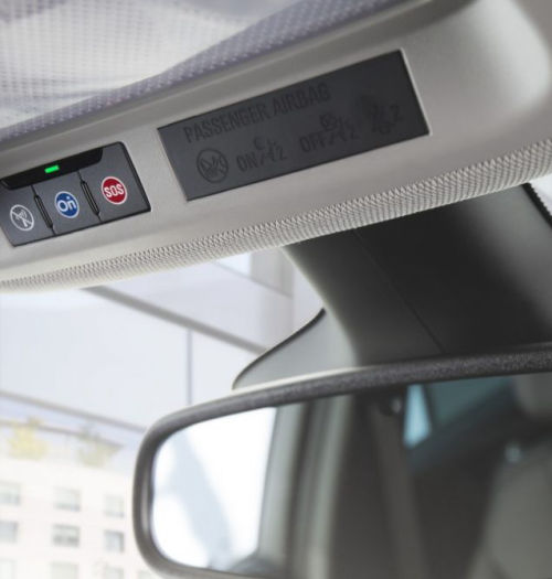 Auto samo poinformuje służby ratownicze o wypadku! Zmieniono obowiązkowe wyposażenie nowego samochodu