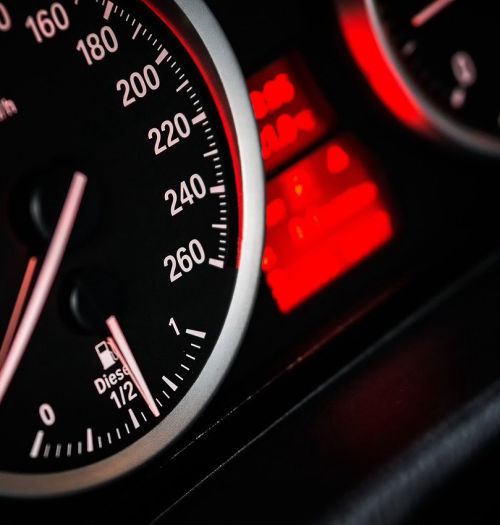 Niezbędnik zmotoryzowanych. Oto najlepsze aplikacje dla kierowców