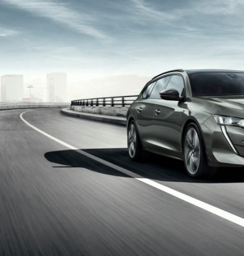 Peugeot 508 SW: flagowe francuskie kombi wkracza na salony