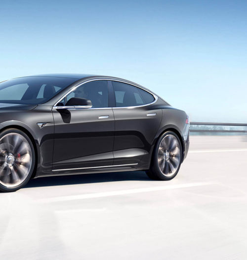 Tesla przebiła oczekiwania analityków, rekordowe dostawy i rekordowy kurs akcji