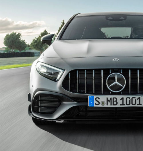 Najmocniejszy hot-hatch w historii już jest, poznajcie Mercedesa AMG A45