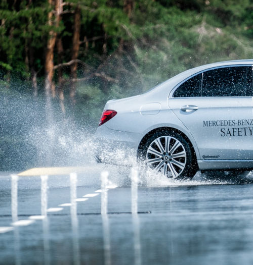 Mercedes Safety Experience – najlepszy sposób, by oswoić się z nowoczesnymi systemami bezpieczeństwa