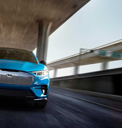 Ford Mustang Mach-E wygląda jak kopia Tesli Model Y