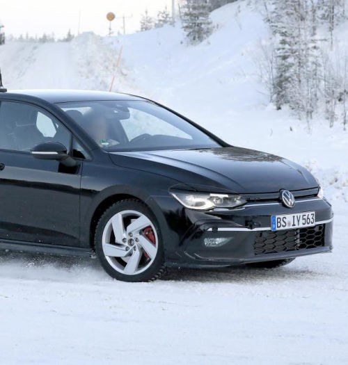 Tak wyglądają nowy VW Golf GTI i R, będą miały jeszcze mocniejsze silniki