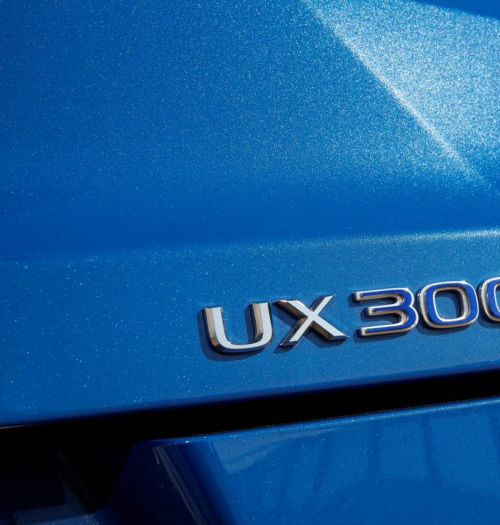 Lexus daje gwarancję na baterie na 1 mln kilometrów, inni zrobią to samo