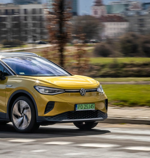 Volkswagen ID.4: elektryczny SUV z zasięgiem 522 km i akumulatorami 77 kWh. Jazda próbna