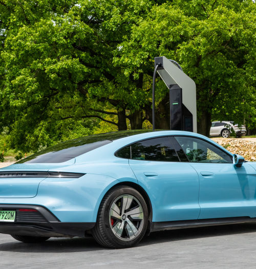 Uber, Volvo i IKEA namawiają do zakazu sprzedaży aut spalinowych od 2035