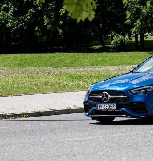 Nowy Mercedes Klasy C 220d: supernowoczesne, superoszczędne i bardzo praktyczne auto segmentu D premium. Pierwsza jazda próbna