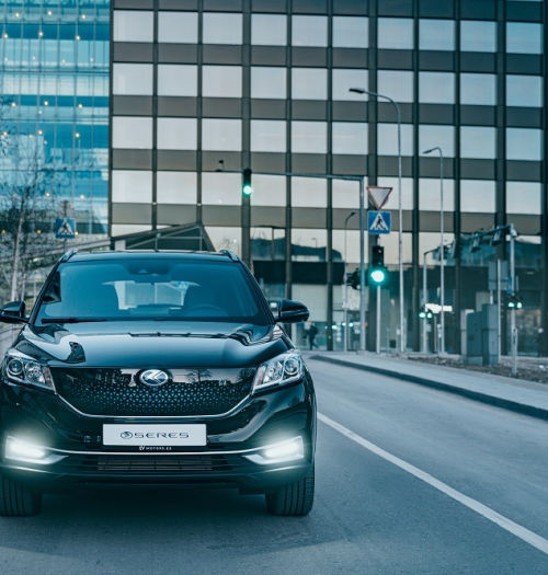 SERES 3 - w Polsce pojawia się nowa marka samochodów elektrycznych