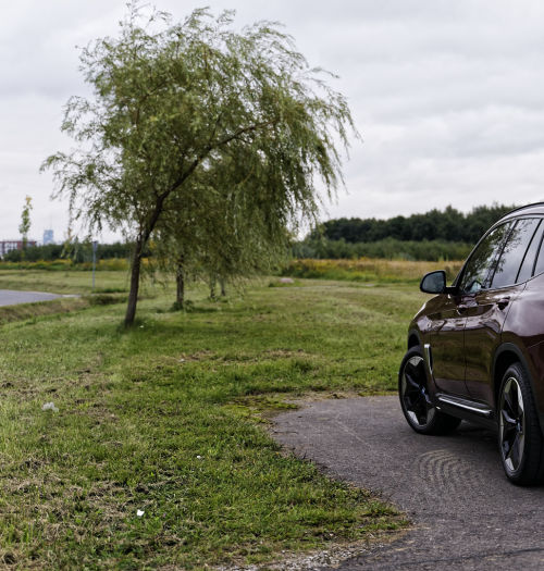 Elektryczne BMW iX3 – rzeczywisty zasięg i test zużycia energii, także na autostradzie