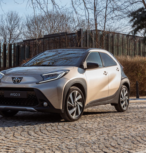 Toyota Aygo X – przestronność wnętrza i jakość wykończenia. Polski cennik