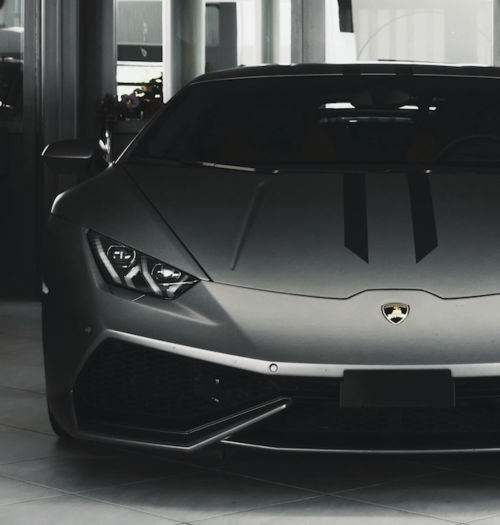 Kryzys? Jaki kryzys? Lambo i Bugatti wyprzedają się na pniu