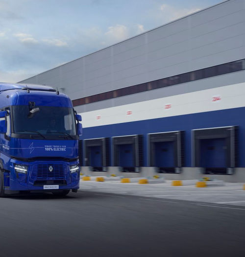 Renault Trucks jak Tesla, przyjmuje już zamówienia na elektryczne ciągniki