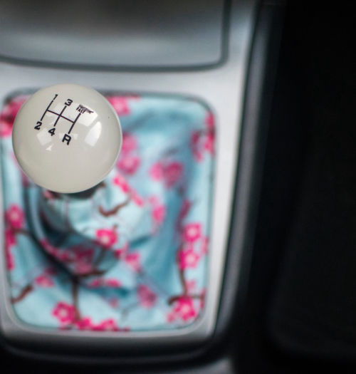 Lexus twierdzi, że w elektrykach brakuje wam manualnej skrzyni biegów