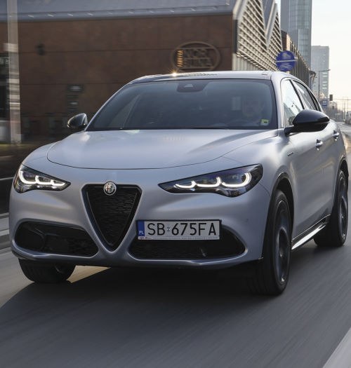 2023 Alfa Romeo Stelvio 2.0 Turbo 280 KM Q4 – potrzebne zmiany. Test