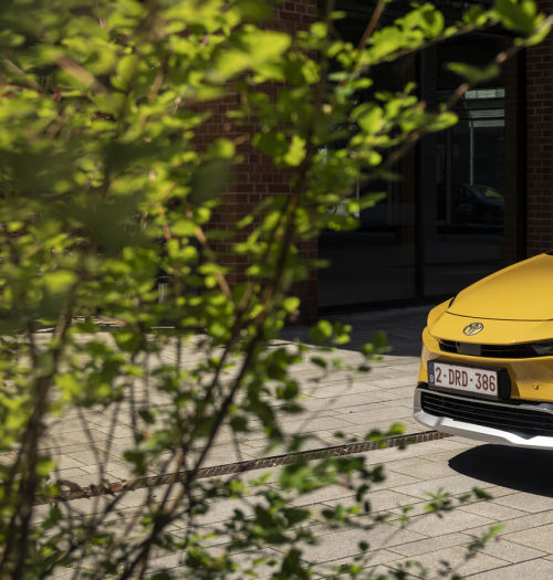 Nowa Toyota Prius 2.0 Plug-In Hybrid 223 KM – bardziej GTI niż taxi. Jazda próbna