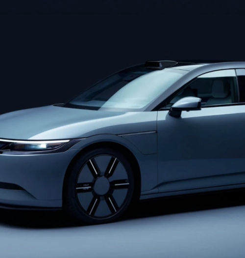 Honda współpracuje z Sony. Efekt? Prawdziwy samochód sterowany padem do PS5