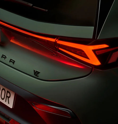 CUPRA Born VZ - mały, ale wariat. 326 KM na tylnej osi