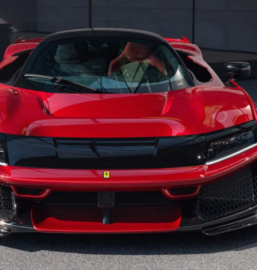 Ferrari F80 ma tylko V6 pod maską i silniki elektryczne. Ale i tak jest piękne