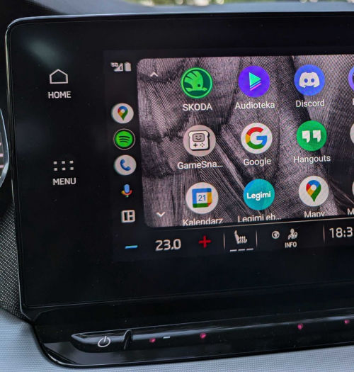 Google opublikowało Android Auto 13. Lista zmian jak zwykle pusta