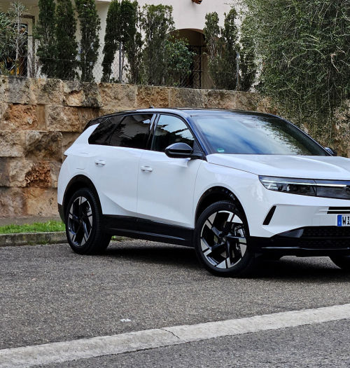 Opel Grandland Plug-in Hybrid: duży realny zasięg elektryczny i niska cena. Test