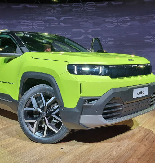Jeep Compass 2026: e-Hybrid 48V, Plug-In lub jako elektryk. Premiera