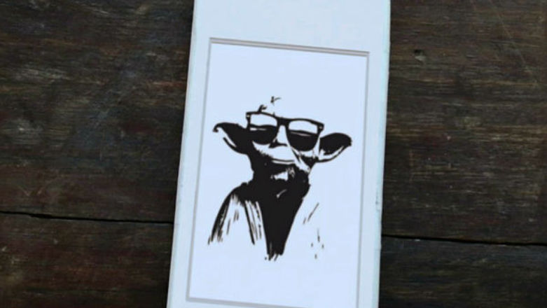 Dodatkowy ekran E-Ink w iPhone 5? To możliwe dzięki popSLATE!