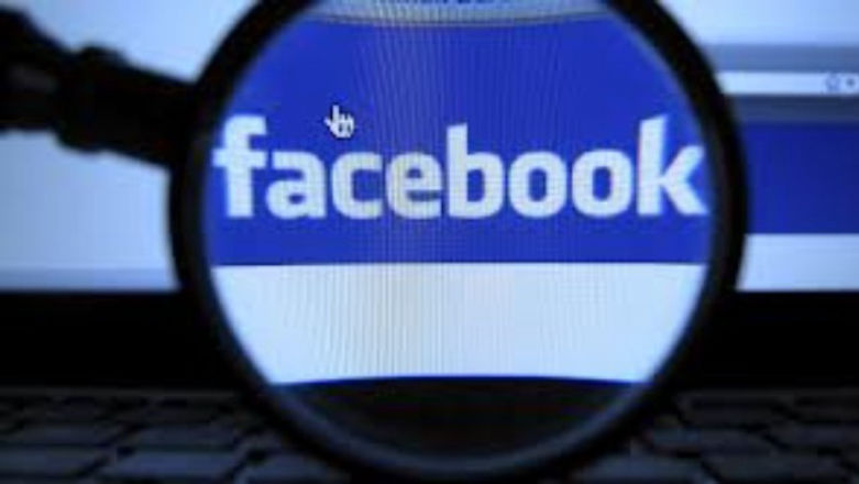 Kolejny internetowy lekarz - psychoanaliza z Facebooka