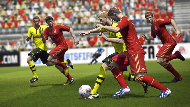 PES 2014 czy FIFA 14? Przeczytaj nasze recenzje