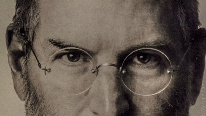 Co w kapsule czasu schował Steve Jobs, a co Ty byś schował/a?
