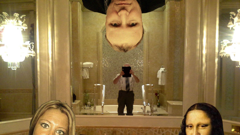 Selfie – moda z toalety kulturowym fenomenem!