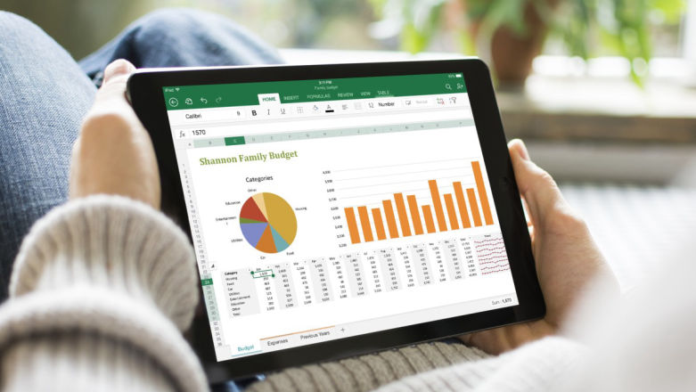 Ty robisz zdjęcie tabeli, a mobilny Excel sam przenosi ją do arkusza